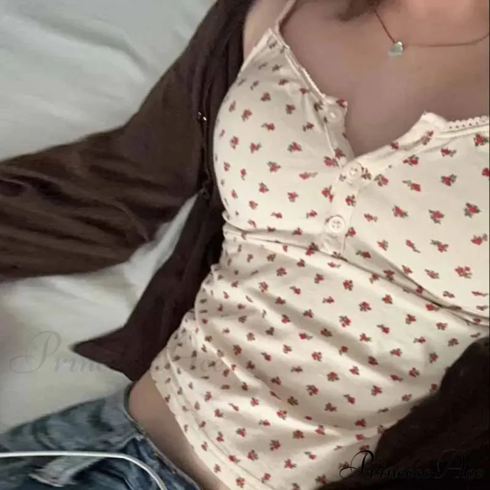 Adorable Flower Pattern Button-Up O Neck Crop Top - Image 2