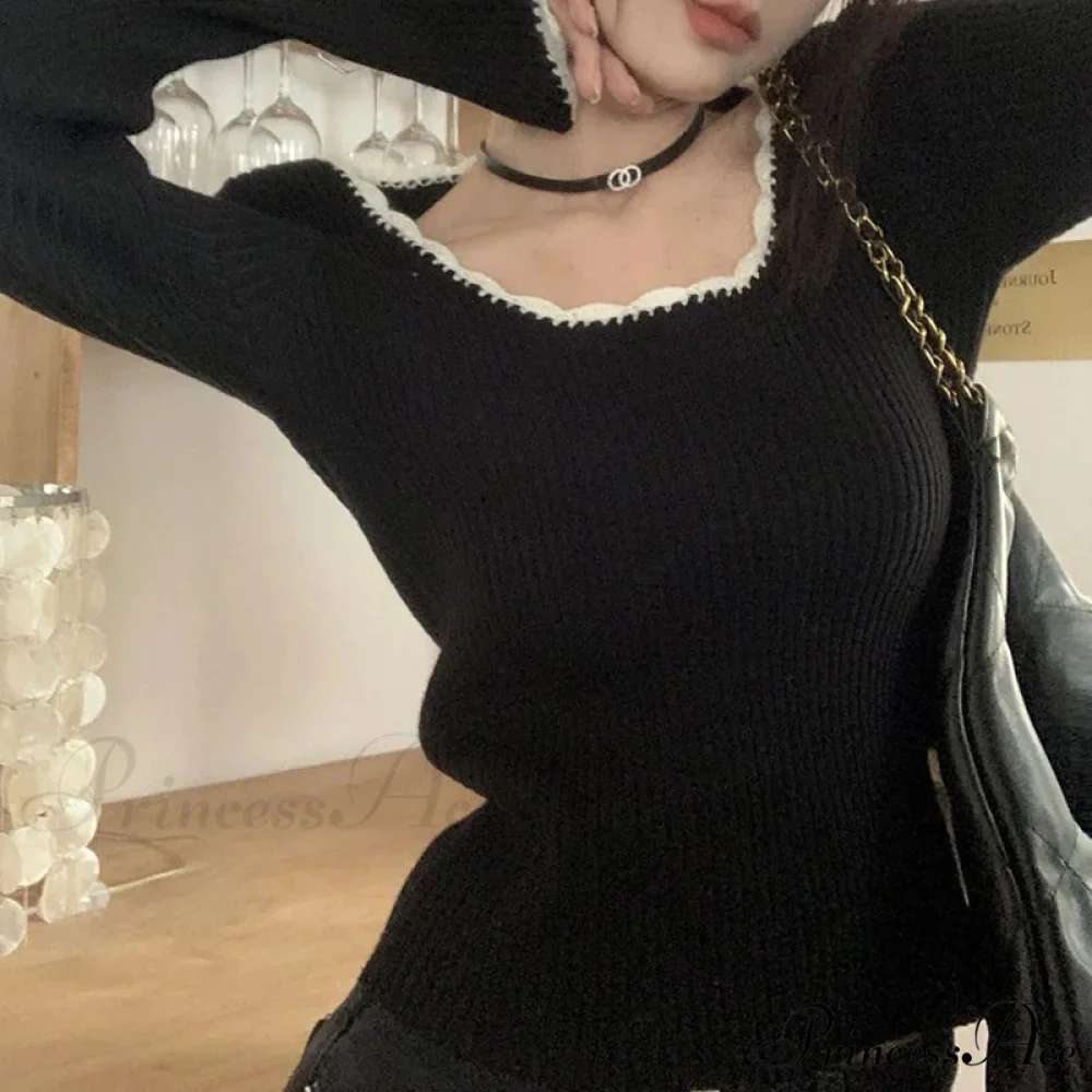 Adorable Round Neck Extended Sleeve Form-Fitting Knitted Crop Top - Image 3
