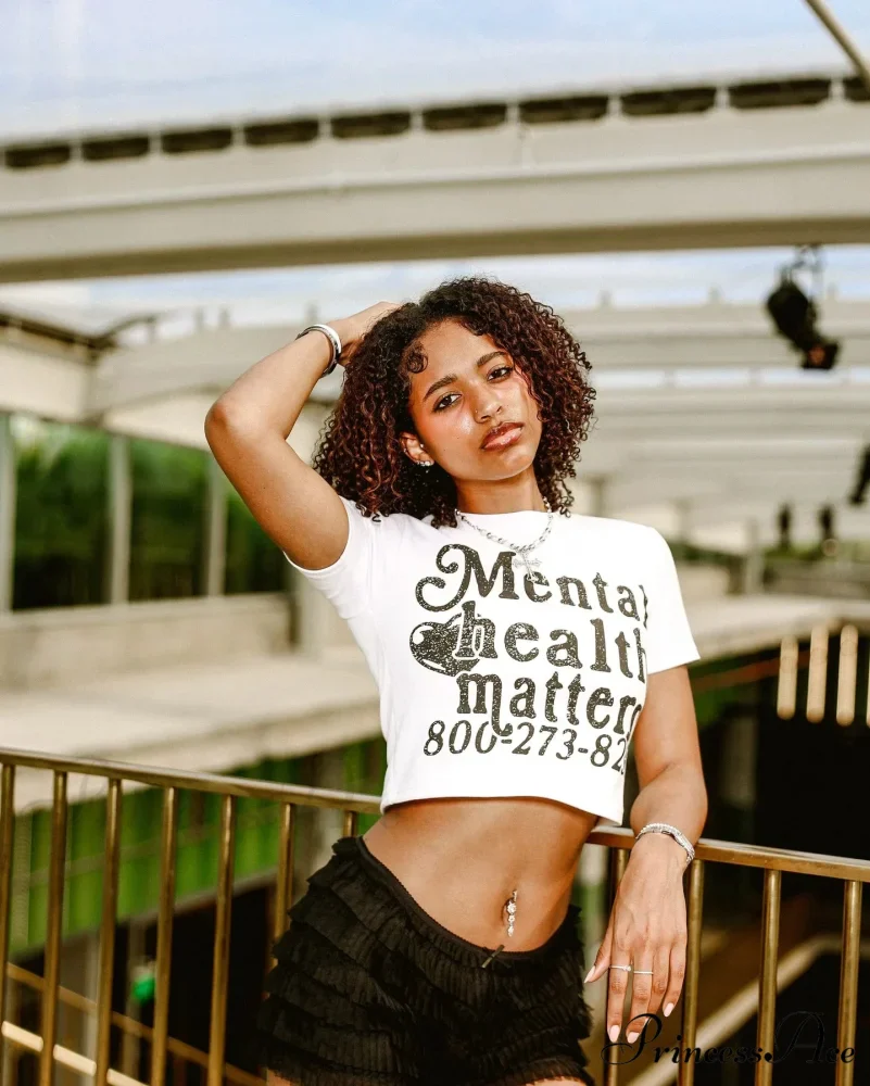 American Display Waist Letter Graphic T-shirt - Image 3