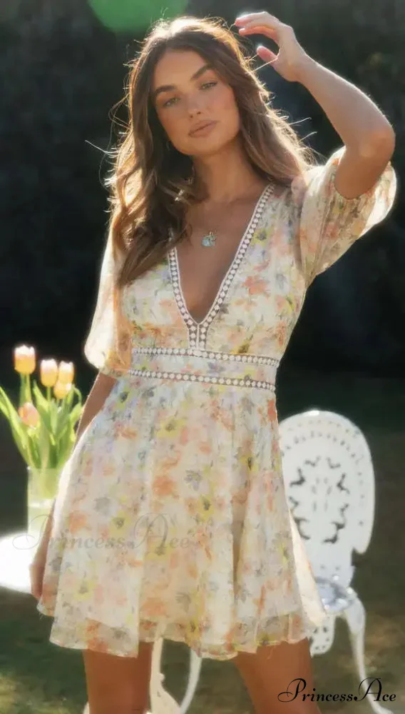 Antique Flower Pattern Long Sleeve Cutout Seductive V-neck Mini Boho Dress - Image 5
