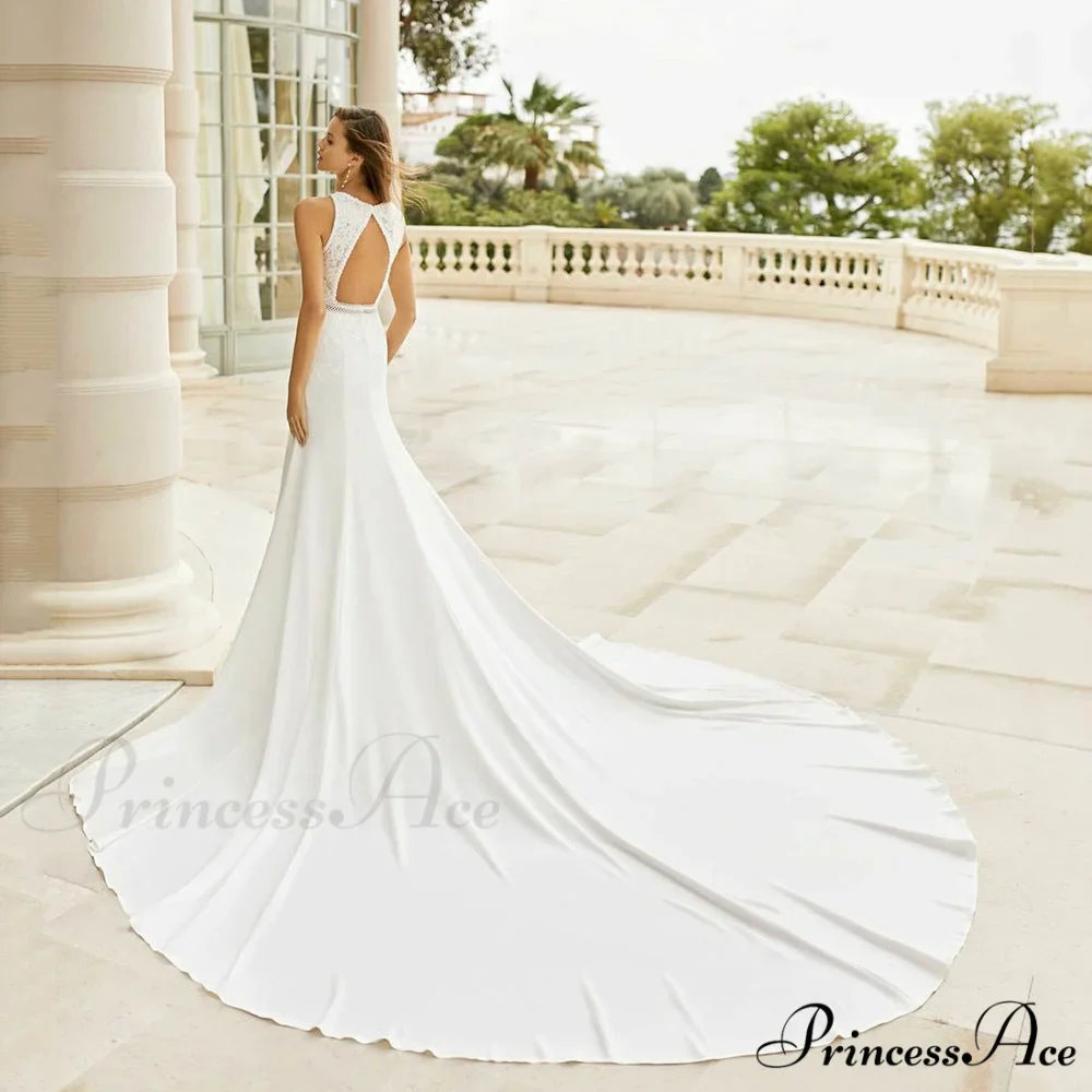Antique Lace Slender Bridal Gown - Image 3