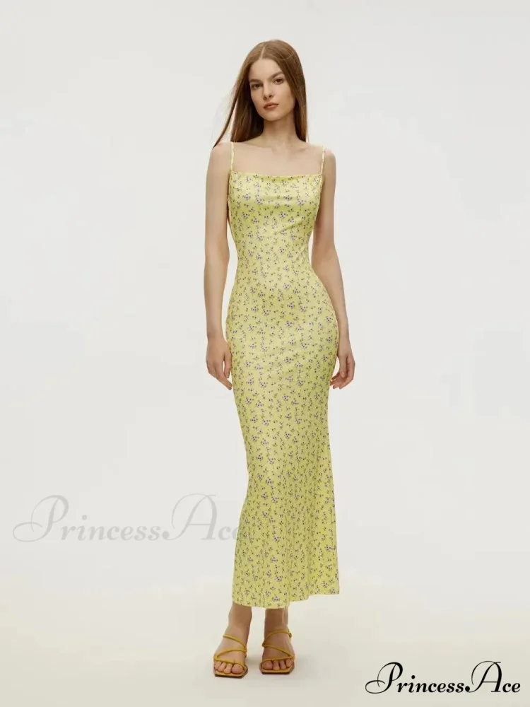 Attractive Backless Flattering Seaside Floral Dress - Image 10