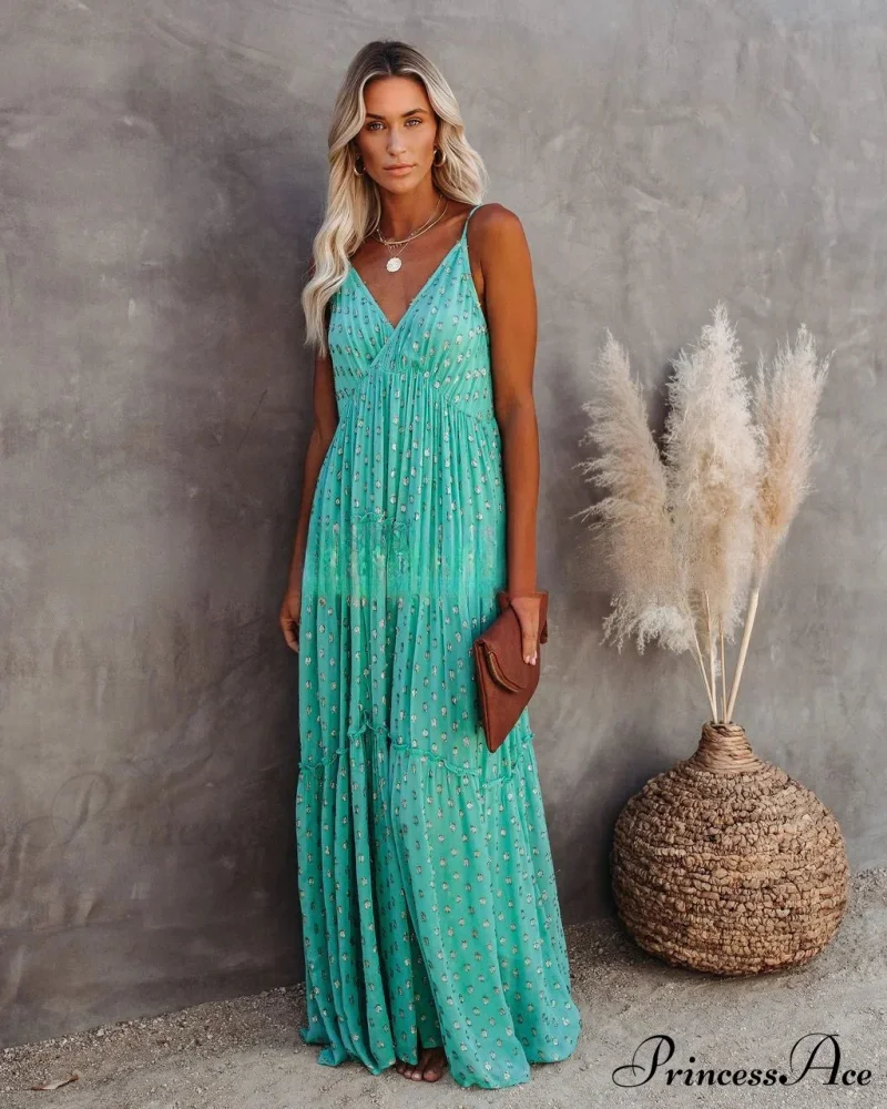 Attractive Divided Large Hem Bandeau Sleeveless Green Maxi Boho Dress - Image 4