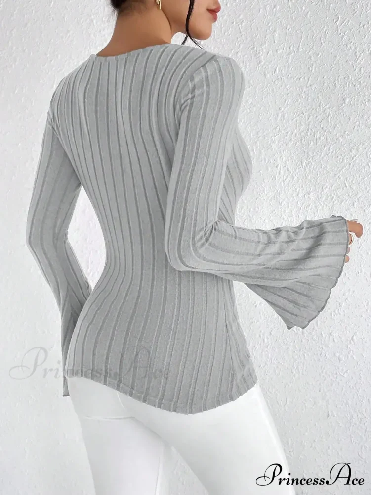 Attractive V-Neck Monochrome Slim Long Sleeve T-shirt Women - Image 2