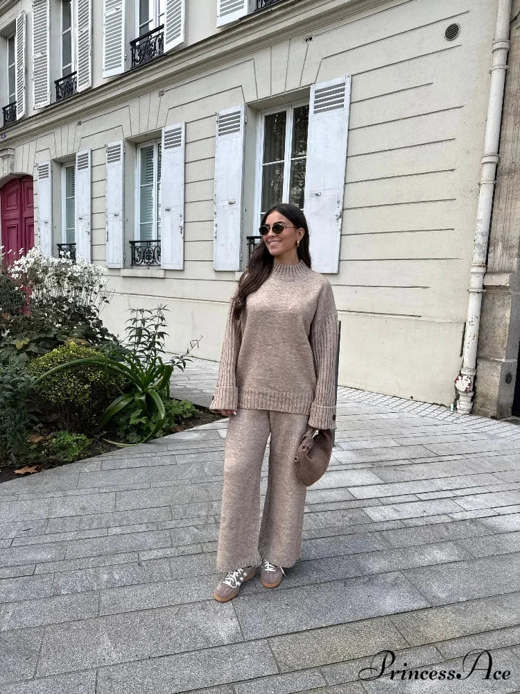 Baggy Knitted Round-neck Sweater for Women - Image 3