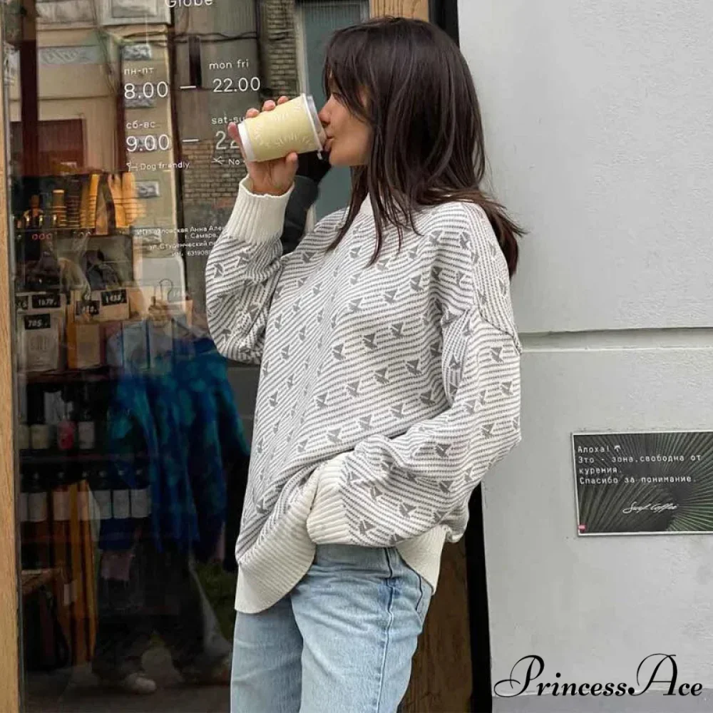 Baggy Style Patterned Extended Sleeve Jumper - Image 2