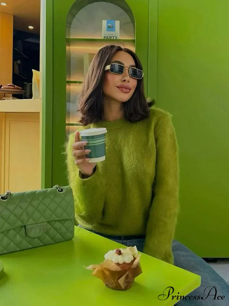 Basic Cashmere Circular Neck Sweater - Image 2