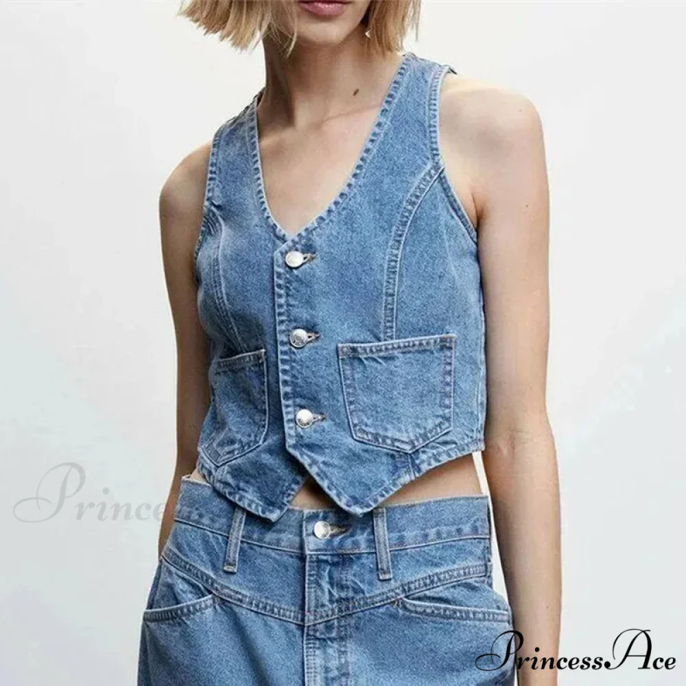 Blue Button V-Neck Cropped Top - Image 3