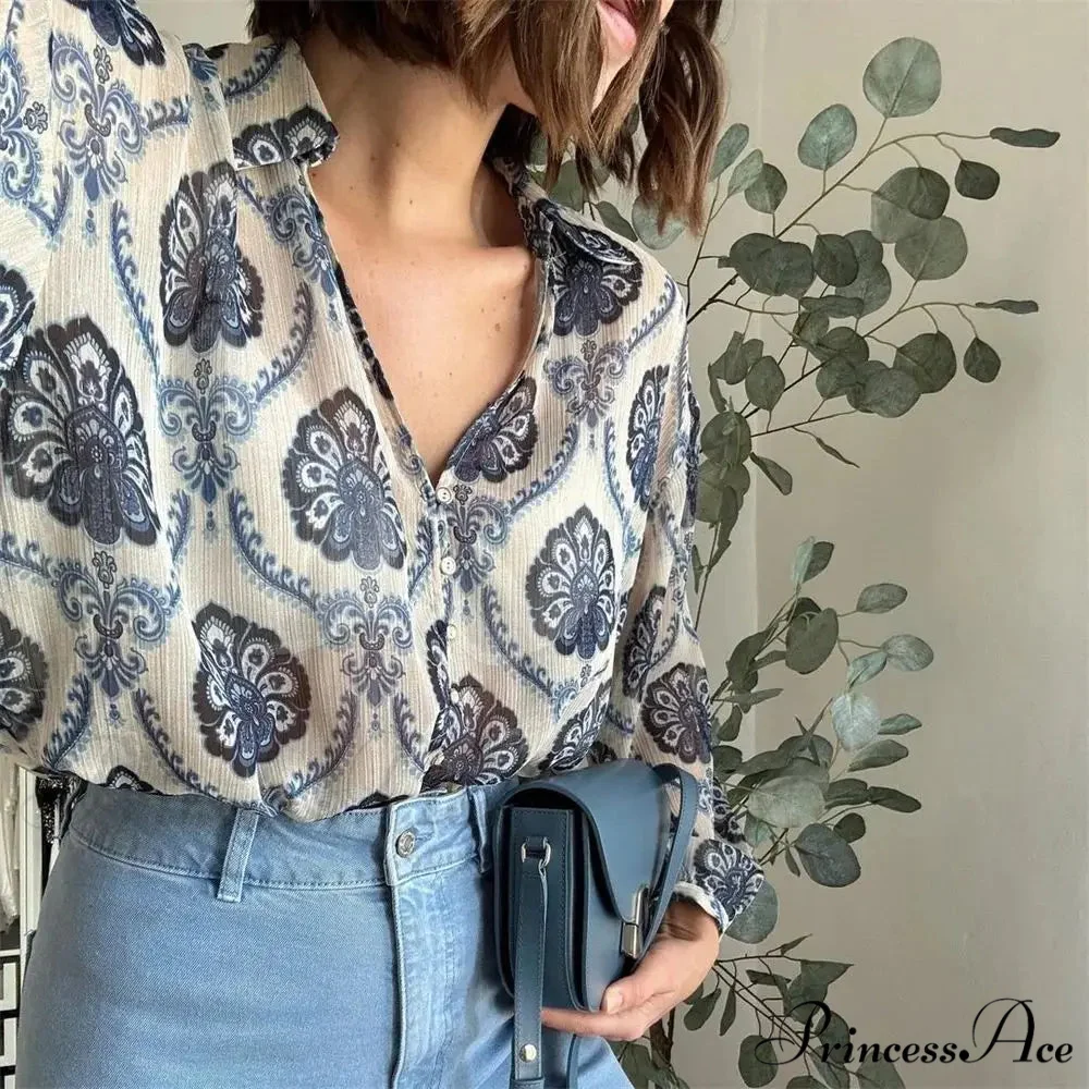 Blue Flowered Printed Extended Sleeve V-Neck Bohemian Top - Image 6