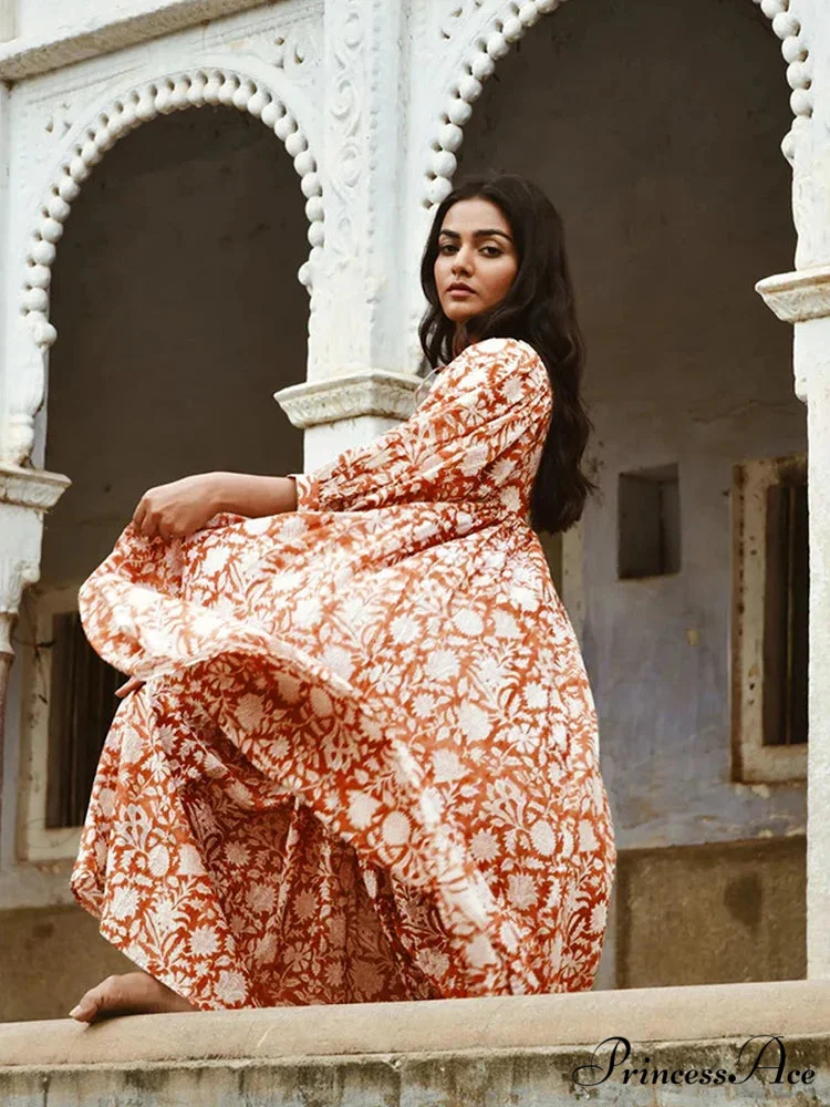 Bohemian Antique Lantern Sleeve Dress - Image 3