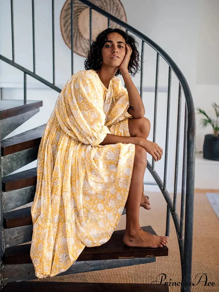 Bohemian Antique Lantern Sleeve Dress - Image 4