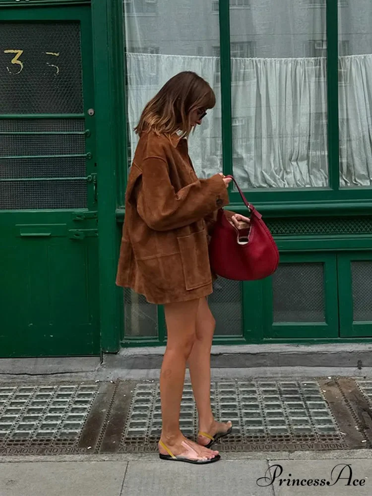 Brown Stand Collar Suede Coat
Modified Output: Tan Upright Neck Suede Jacket - Image 3