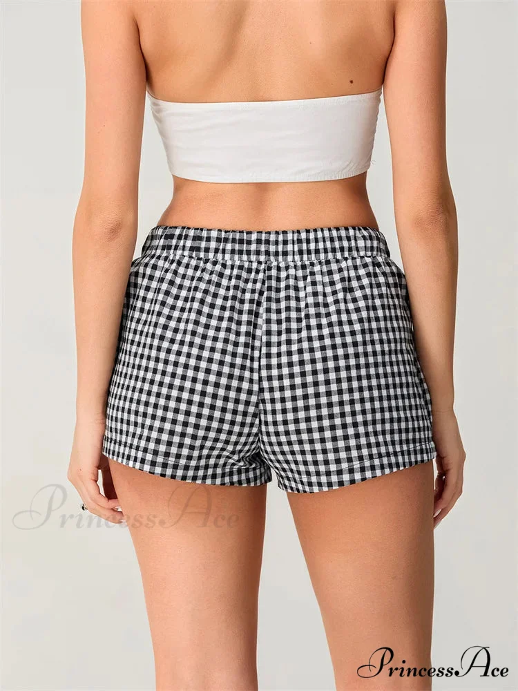 Checkered Stretchy Waist Relaxed Short - Image 3