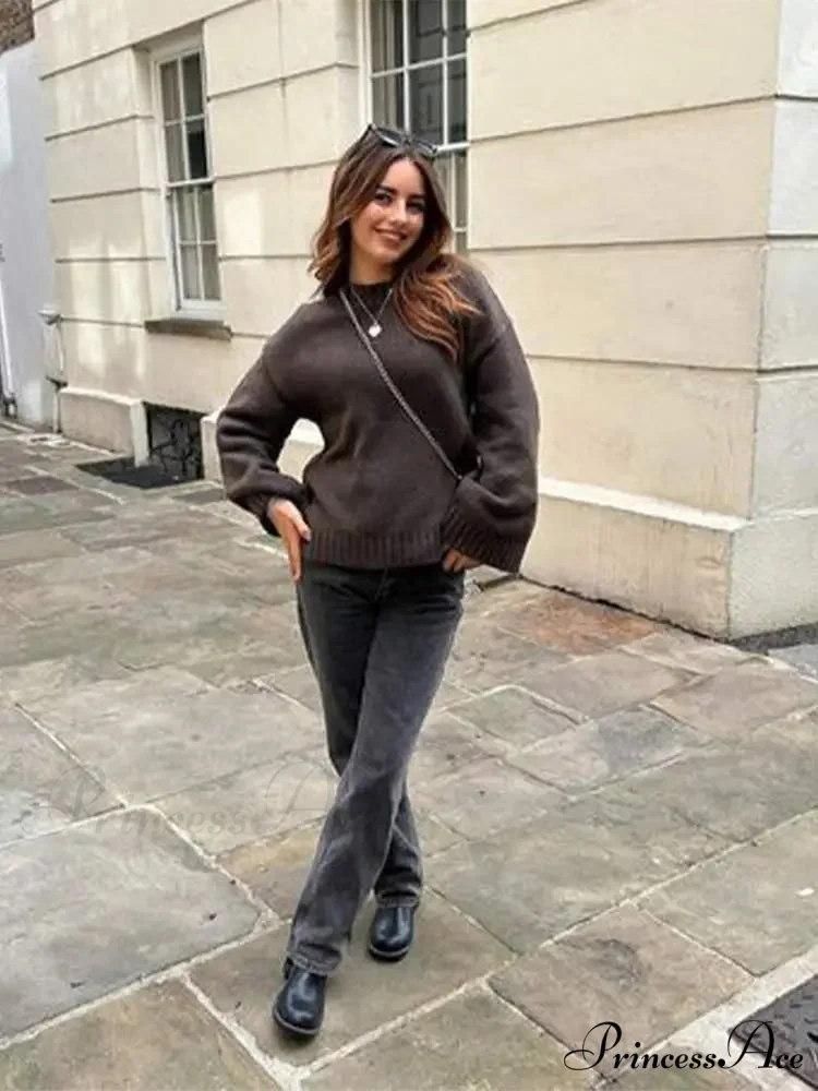 Circular Neck Flexible Pullover Jumper - Image 3