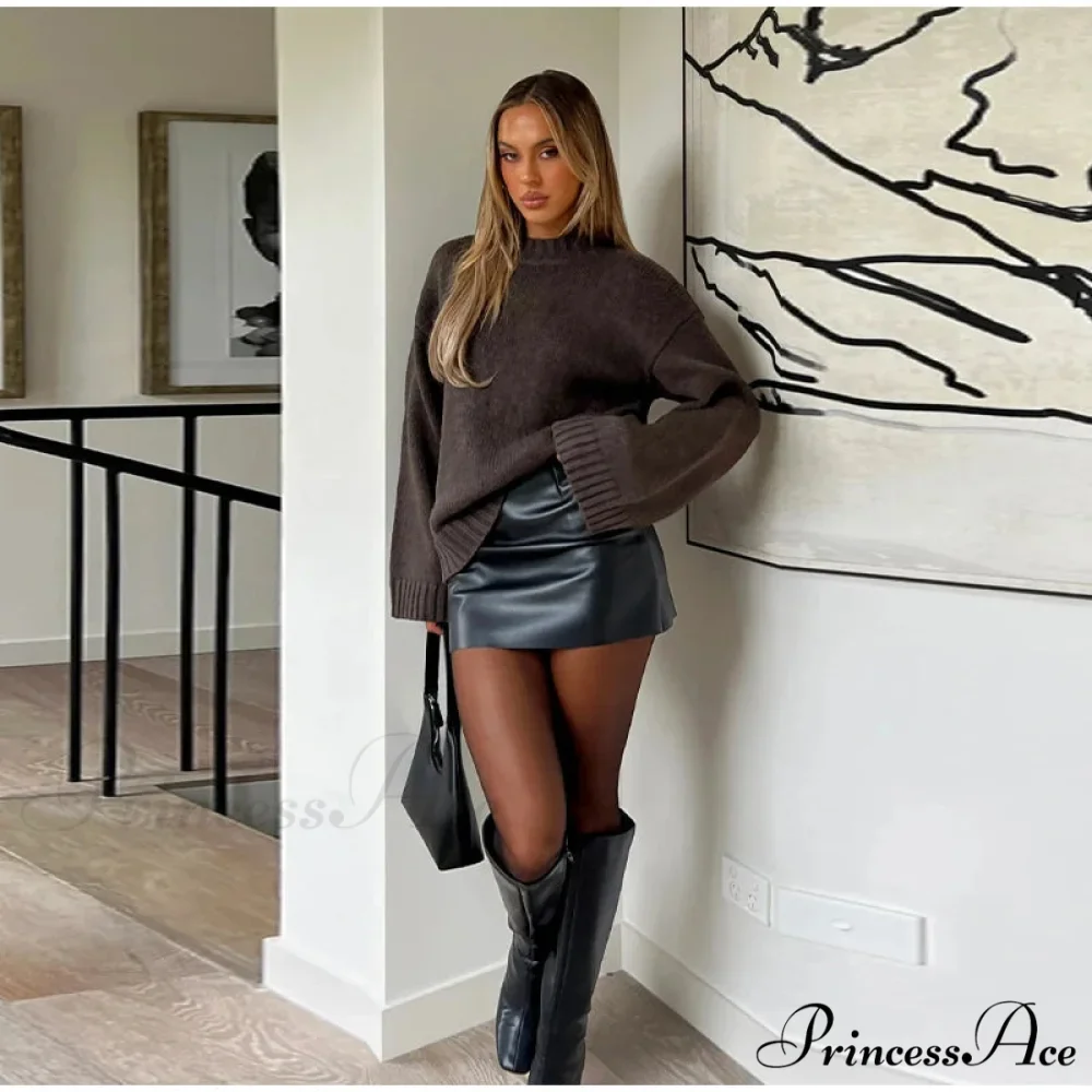 Circular Neck Flexible Pullover Jumper - Image 6