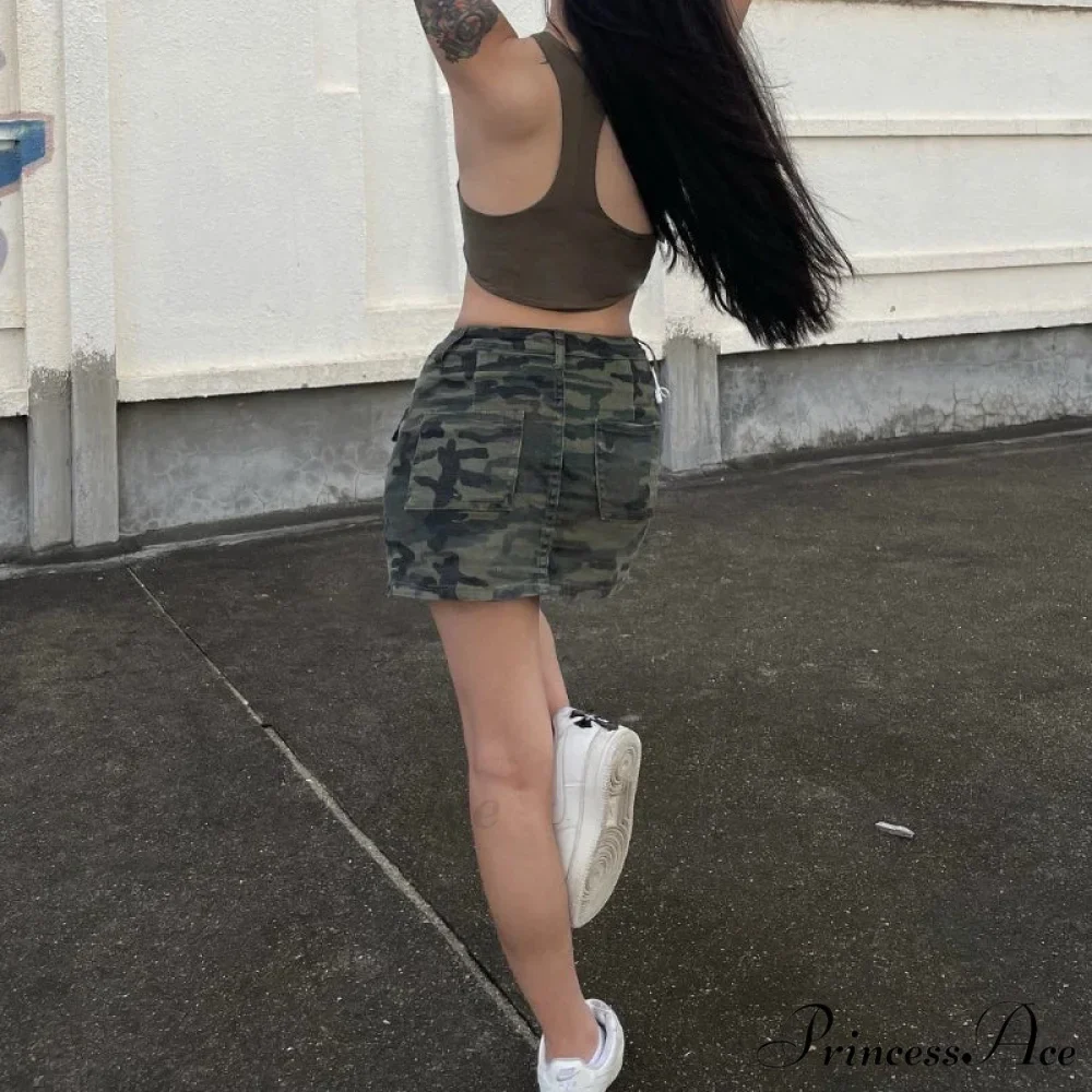 Concealment Cargo Pocket Skirt - Image 3