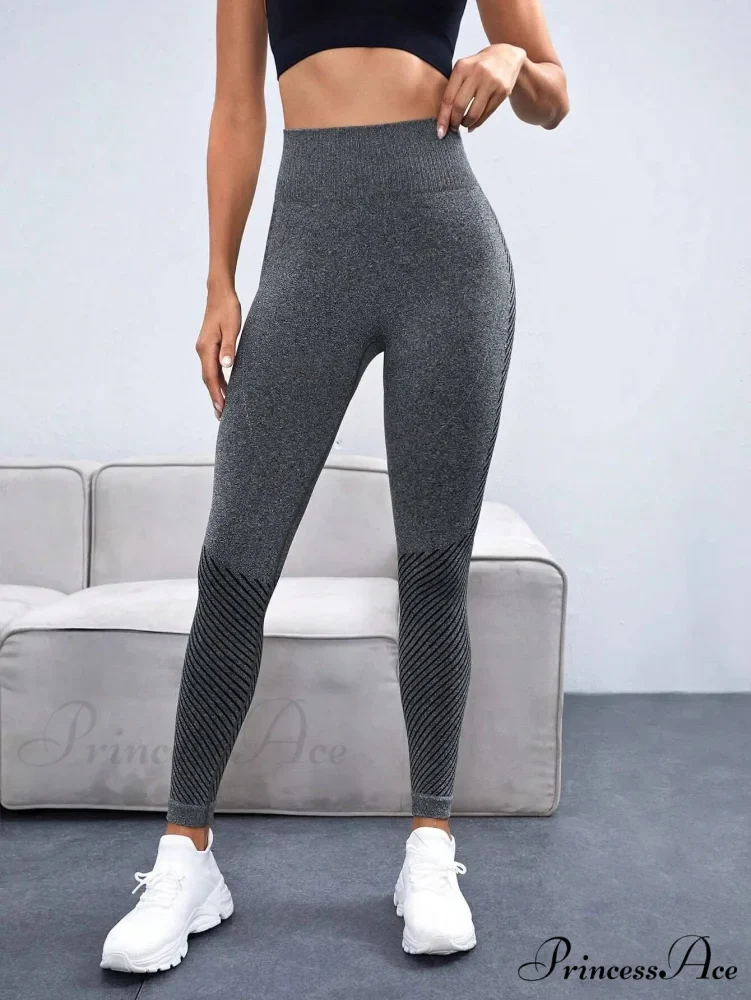 Seamless Waist Fitness Scrunch Butt Athletic Legging - Image 4