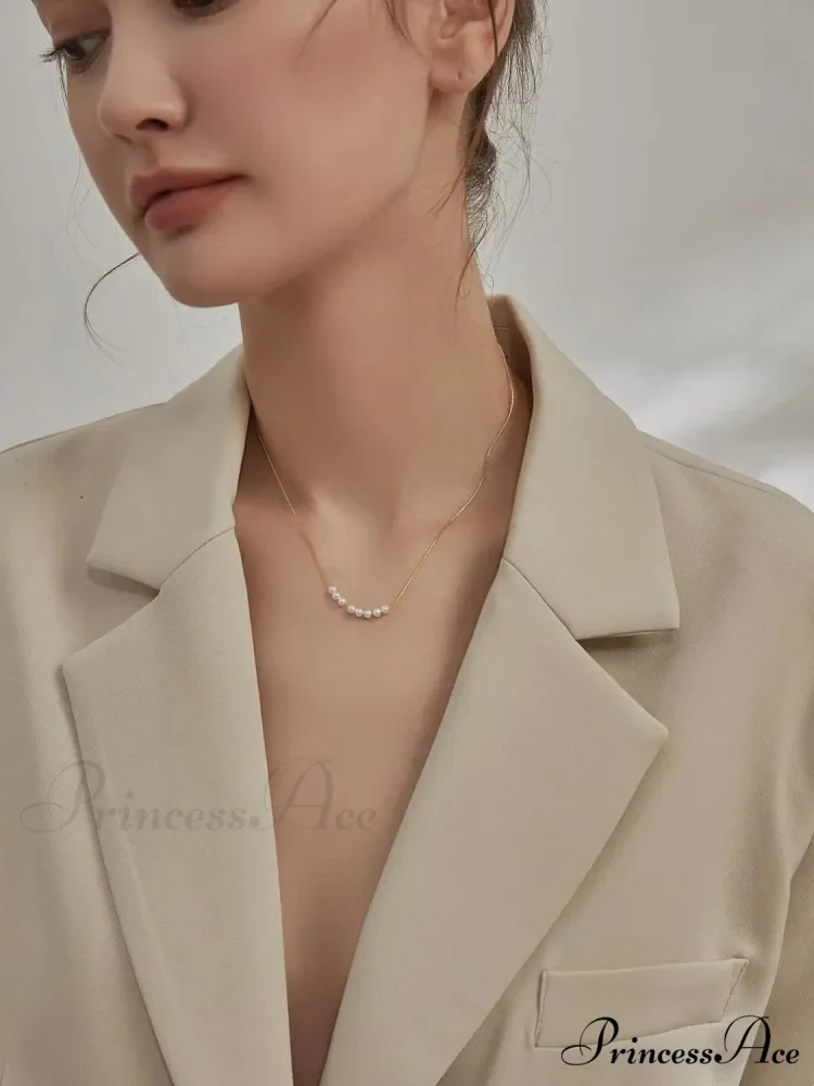 Water Pearl Choker Necklace - Image 2