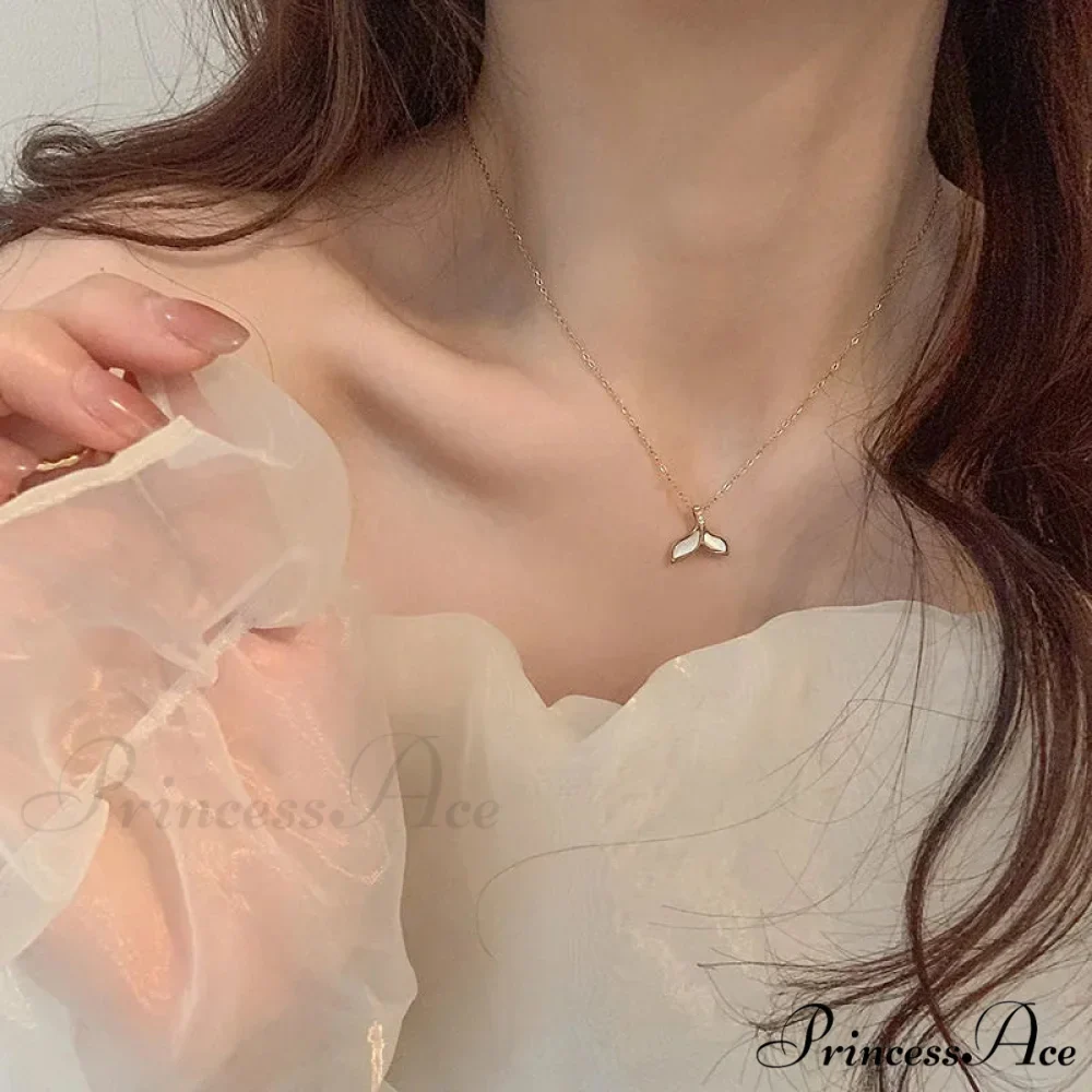 Mermaid Tail Pendant Necklace - Image 3