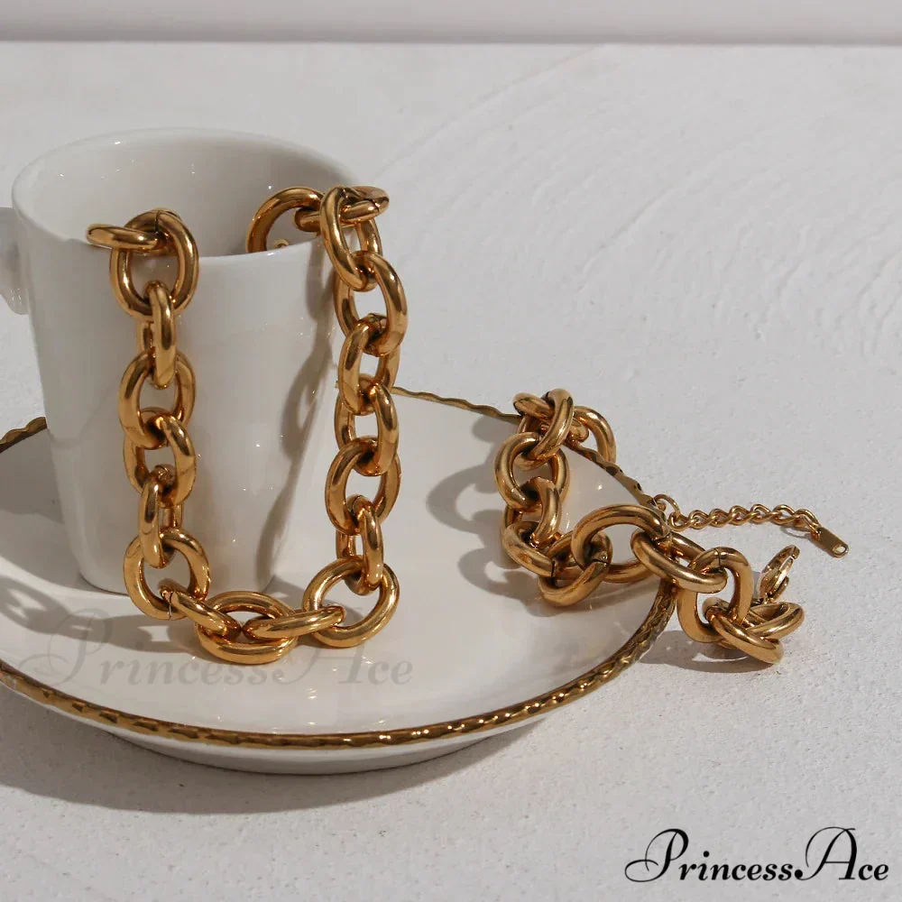 Chunky Chain Necklace - Image 2