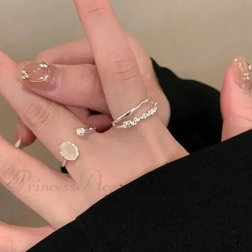 Vintage Moonlight Circle Sliver Adjustable Couple Ring - Image 3