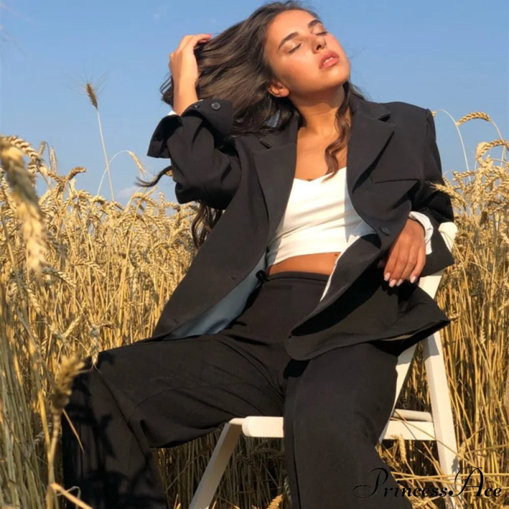 Elegant Black Single-breasted Women Blazer - Image 3