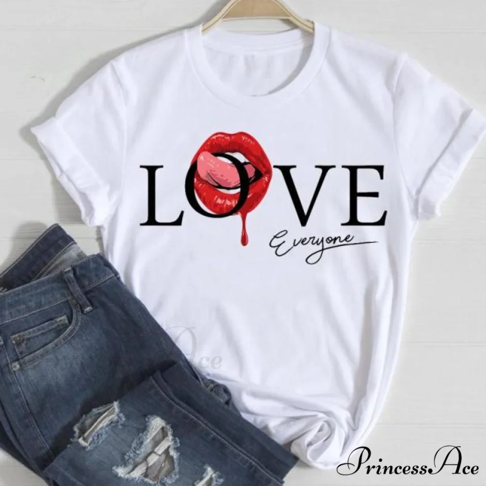 Love Fashion 90s Trend Graphic Tshirt - Image 13