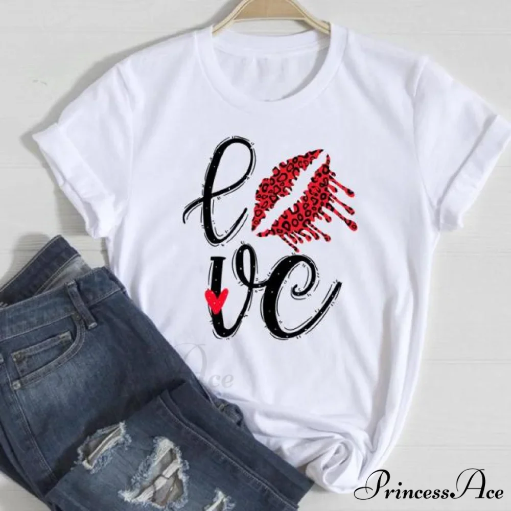 Love Fashion 90s Trend Graphic Tshirt - Image 16