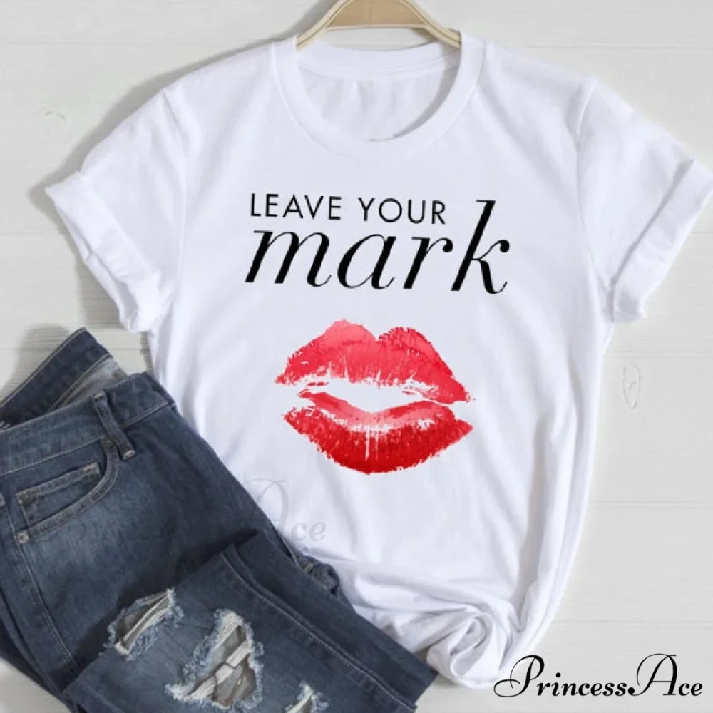 Love Fashion 90s Trend Graphic Tshirt - Image 18