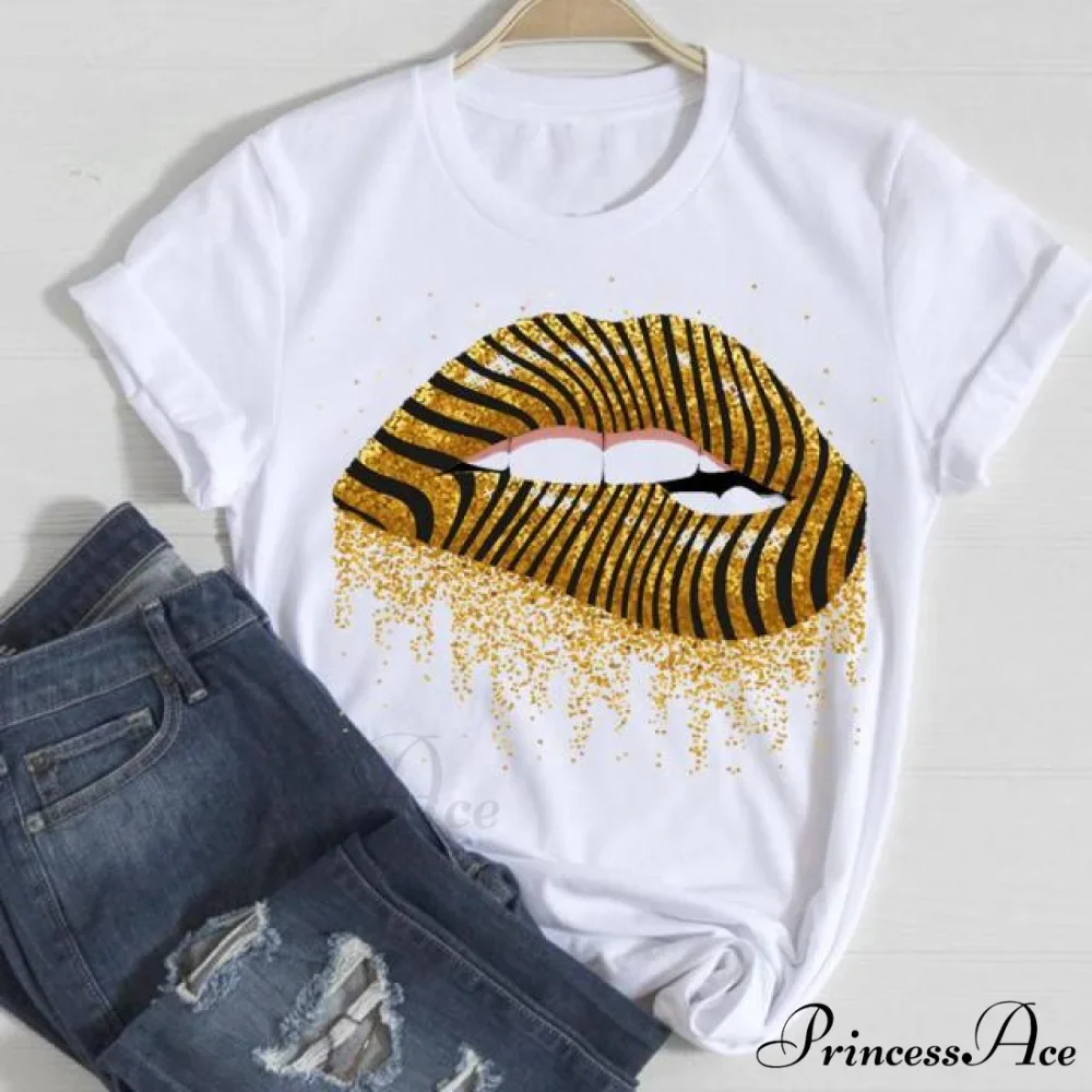 Love Fashion 90s Trend Graphic Tshirt - Image 20