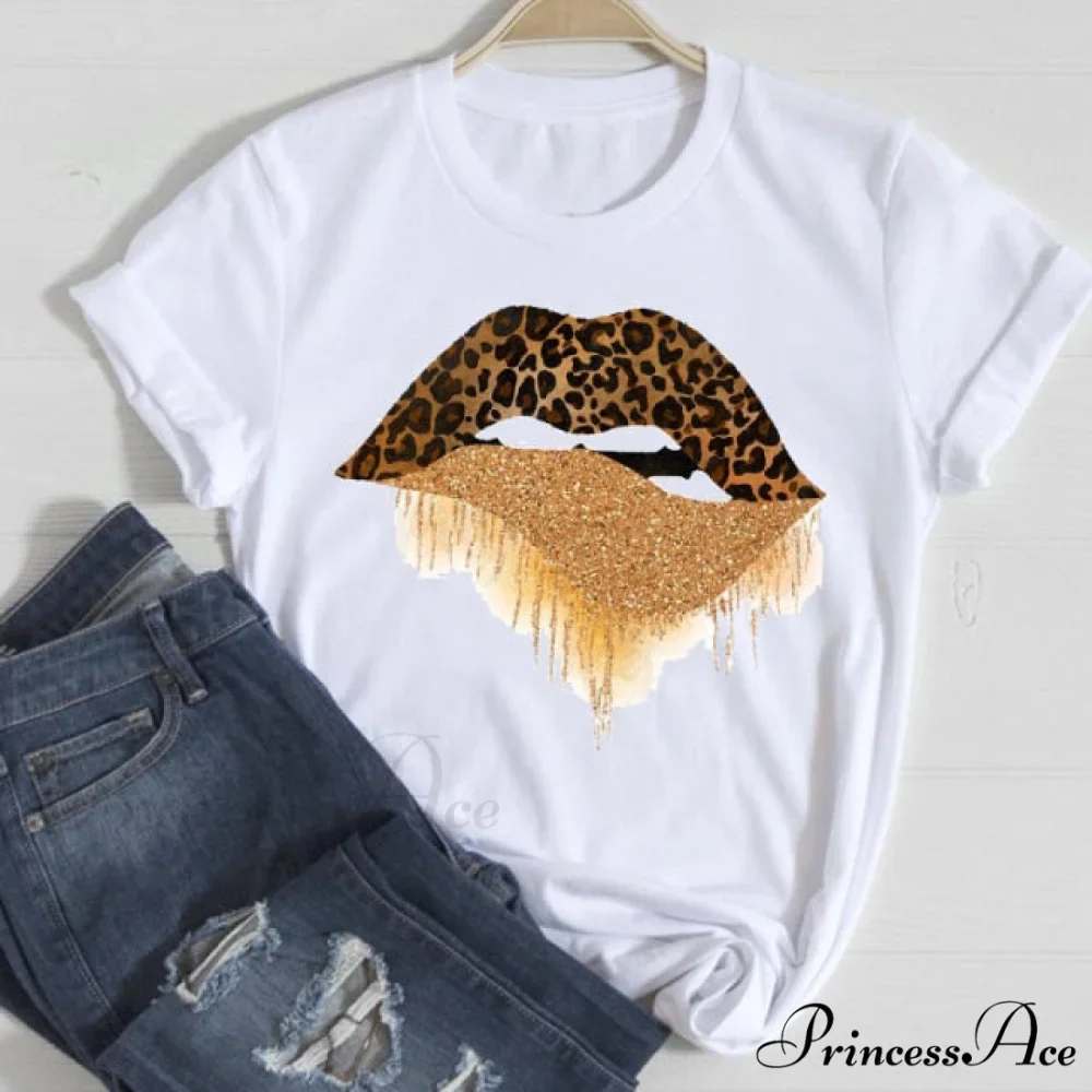 Love Fashion 90s Trend Graphic Tshirt - Image 24