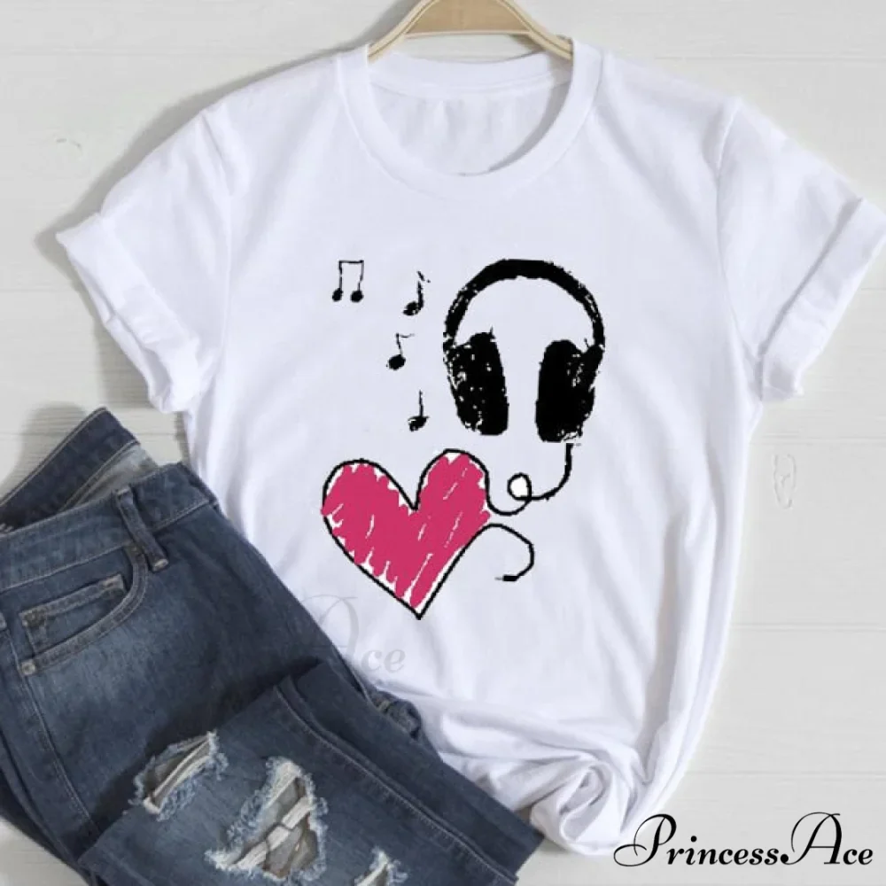 Love Fashion 90s Trend Graphic Tshirt - Image 36