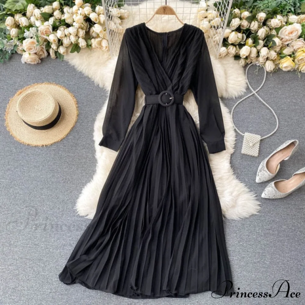 Solid Color Sexy Chiffon Pleated Dress - Image 2