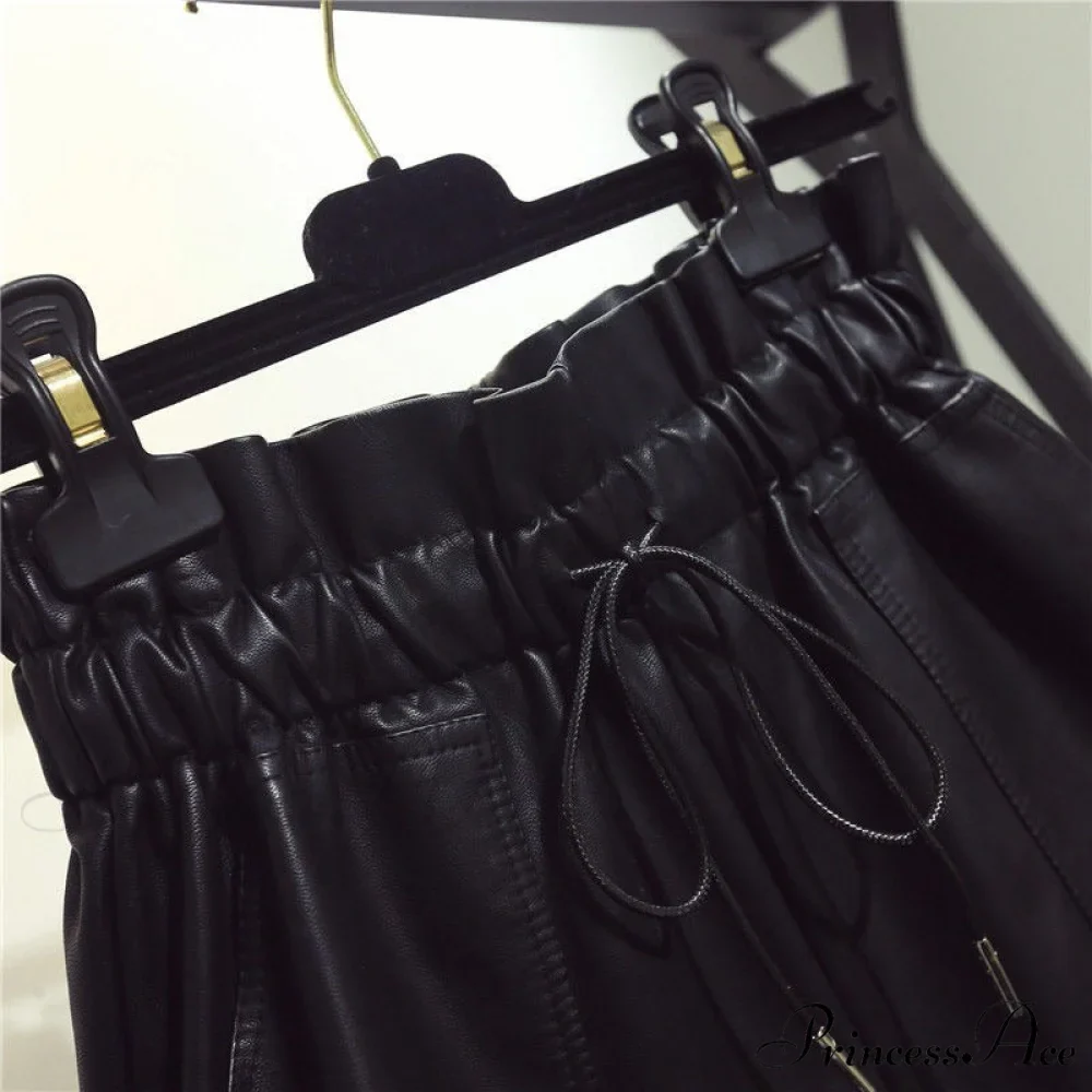 New High Waist Laced Up Shorts - Image 2