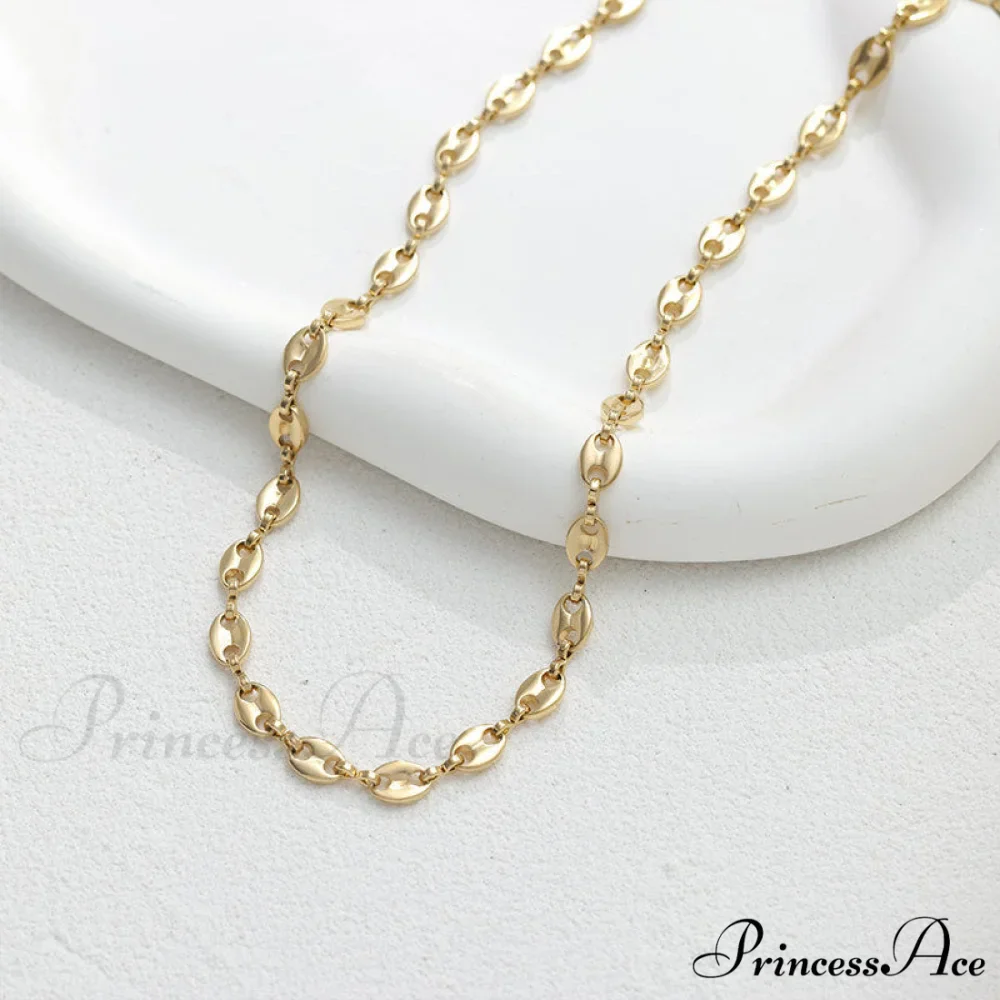 Retro Style Hollow Hot Circle Chain Necklace - Image 7