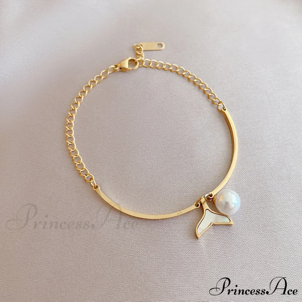 New Arrival Fish Tail Elegant Pearl Bracelet - Image 3