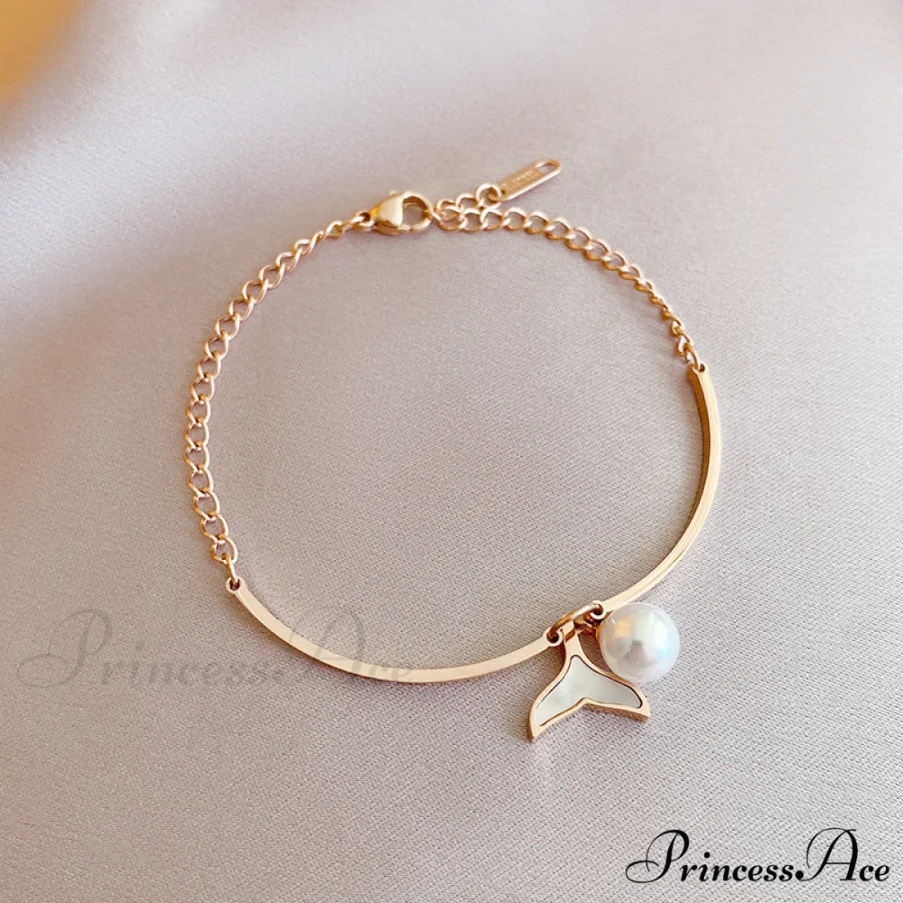 New Arrival Fish Tail Elegant Pearl Bracelet - Image 4