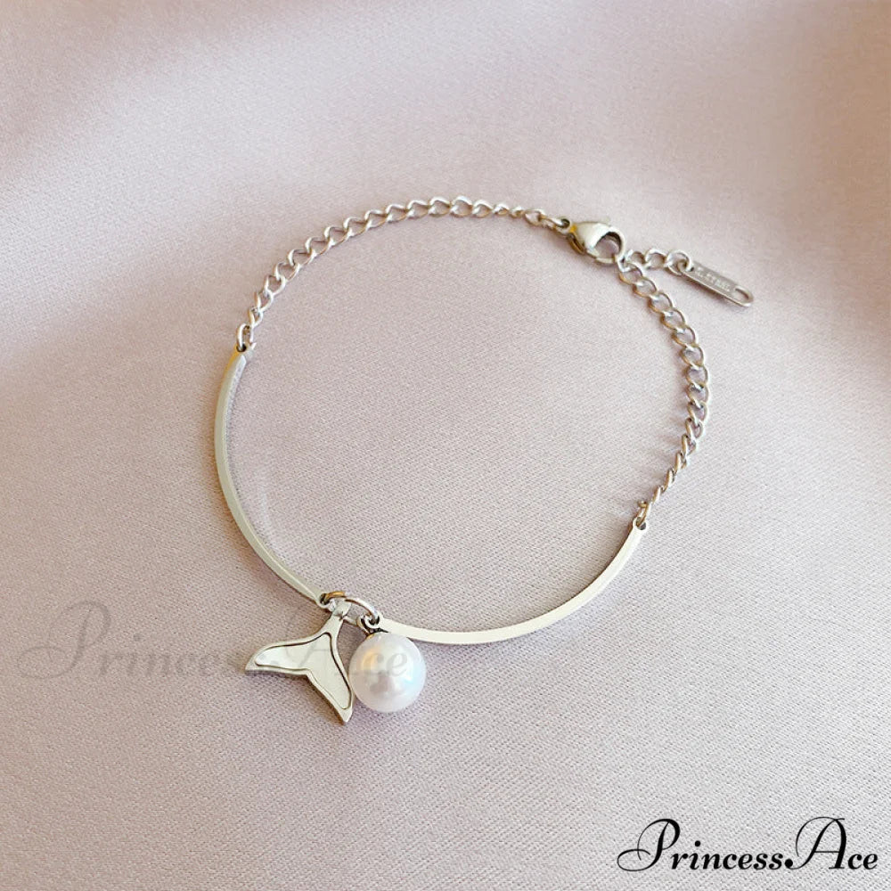 New Arrival Fish Tail Elegant Pearl Bracelet - Image 6
