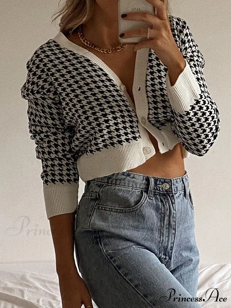 Houndstooth Print Vintage Cropped Cardigan - Image 2