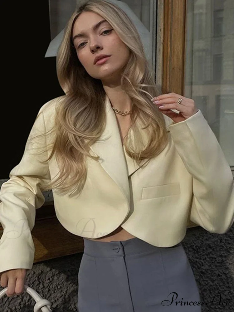 Ladies Slim Cropped Blazer Coat - Image 3