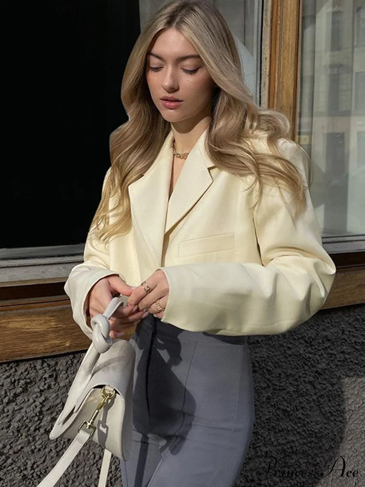 Ladies Slim Cropped Blazer Coat - Image 4
