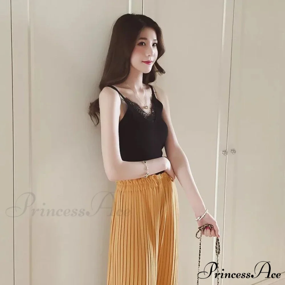 Lace V-neck Solid Knitted Camisoles - Image 7