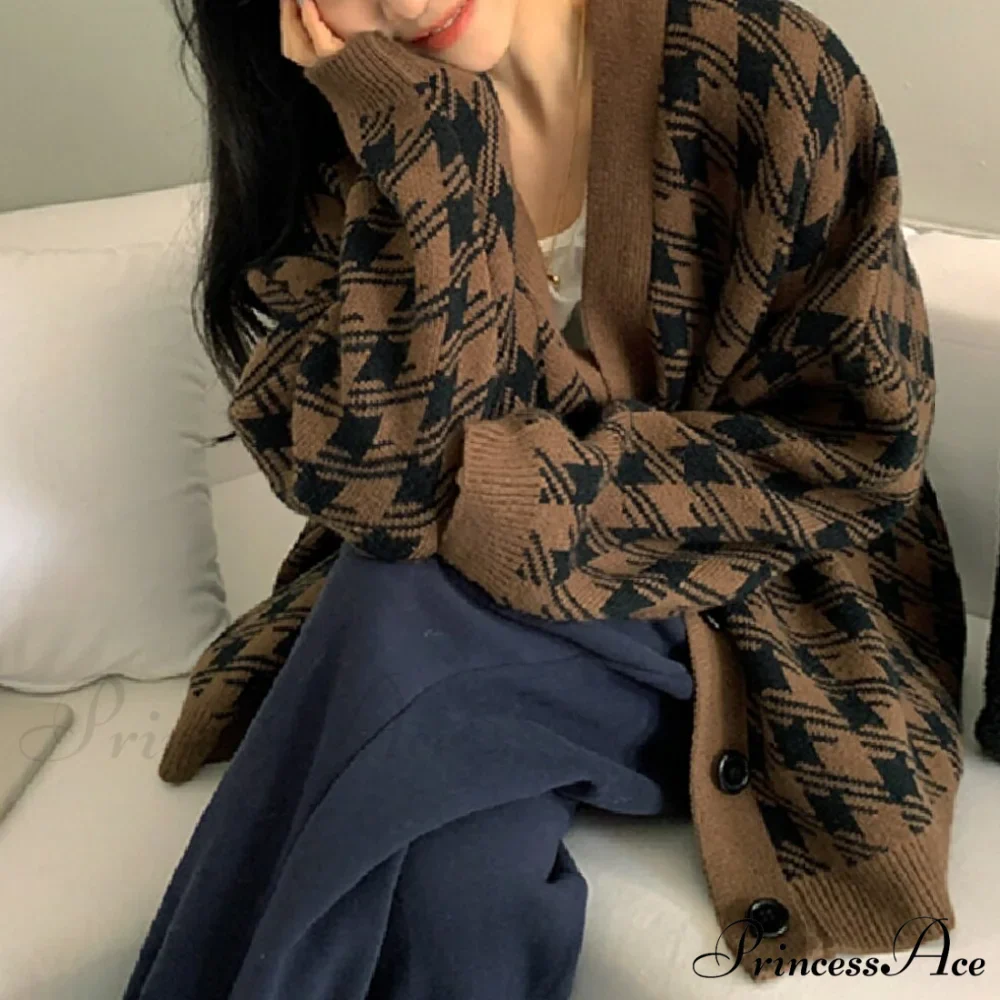 Woman character tattoo cardigan - Image 2