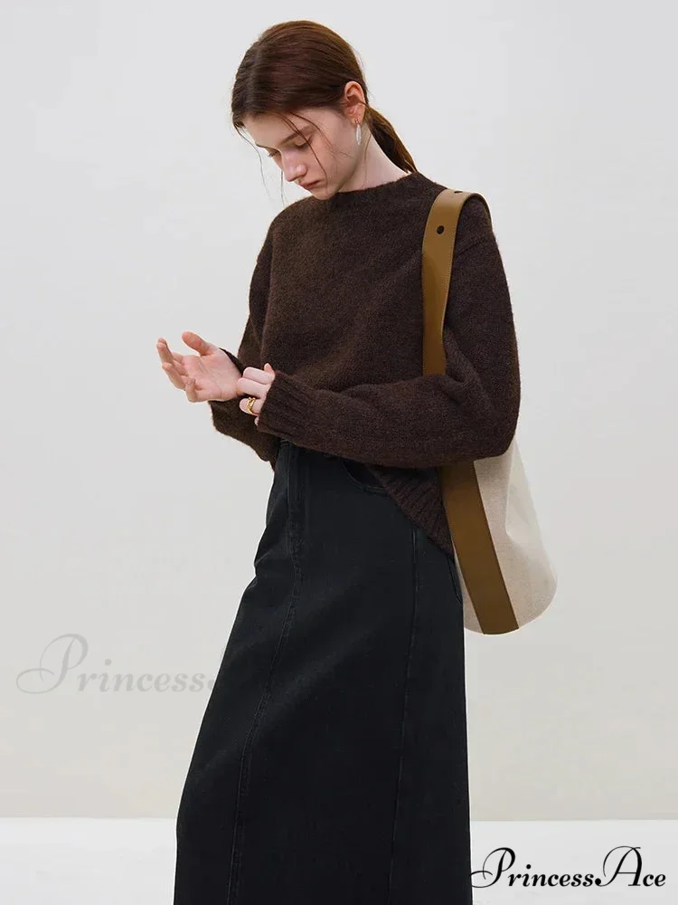 Cozy Smooth Glossy Circular Neck Pullover Sweater - Image 4