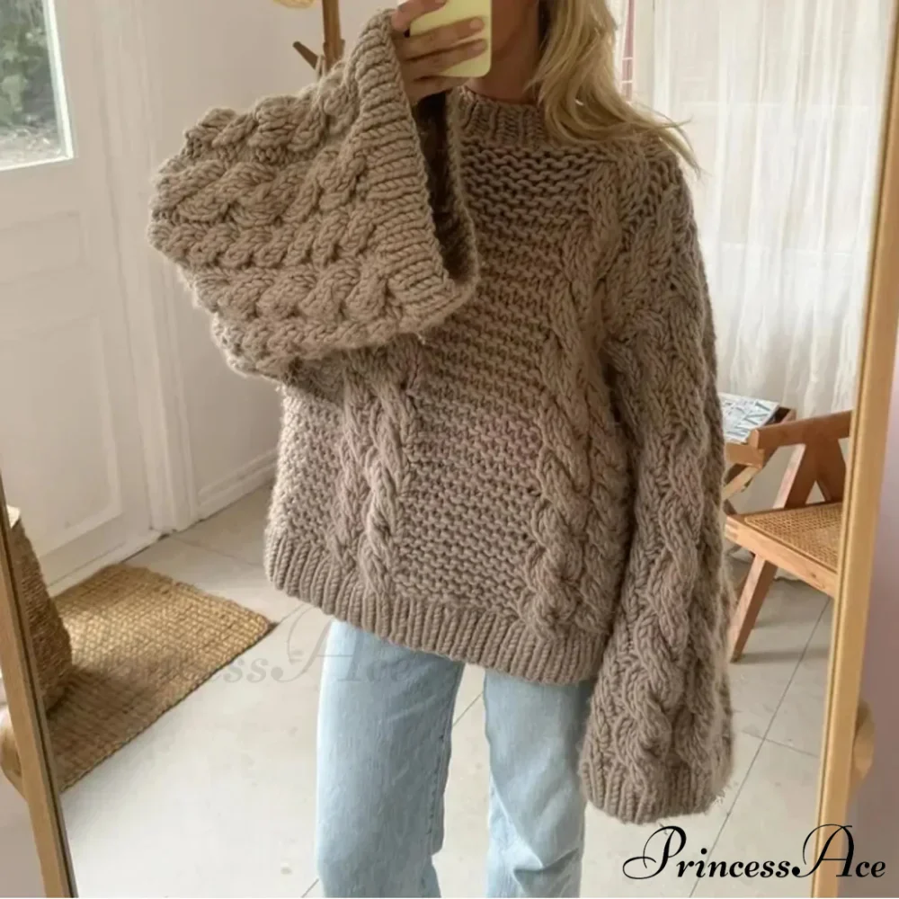 Crewneck Flared Sleeve Fuzzy Sweater
Modified Output: Round neck Flared Sleeve Soft Sweater - Image 2