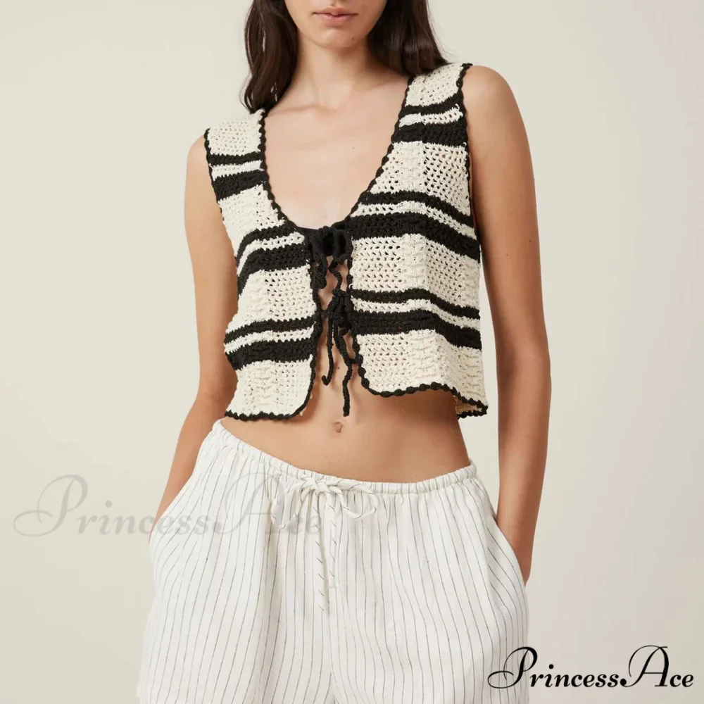 Crochet Empty V-Neck Crop Top - Image 5