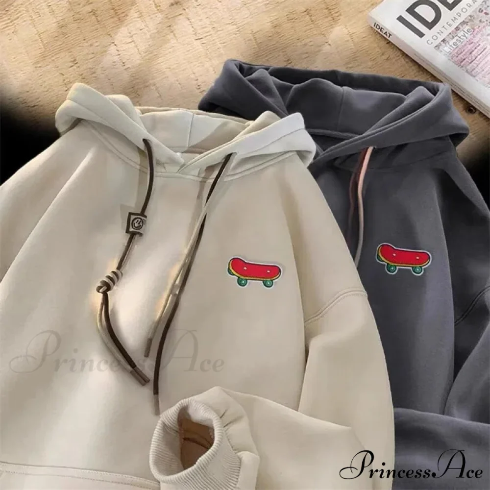 Cute Skateboard Graphic Cotton Fleece Hoodie - Image 3
