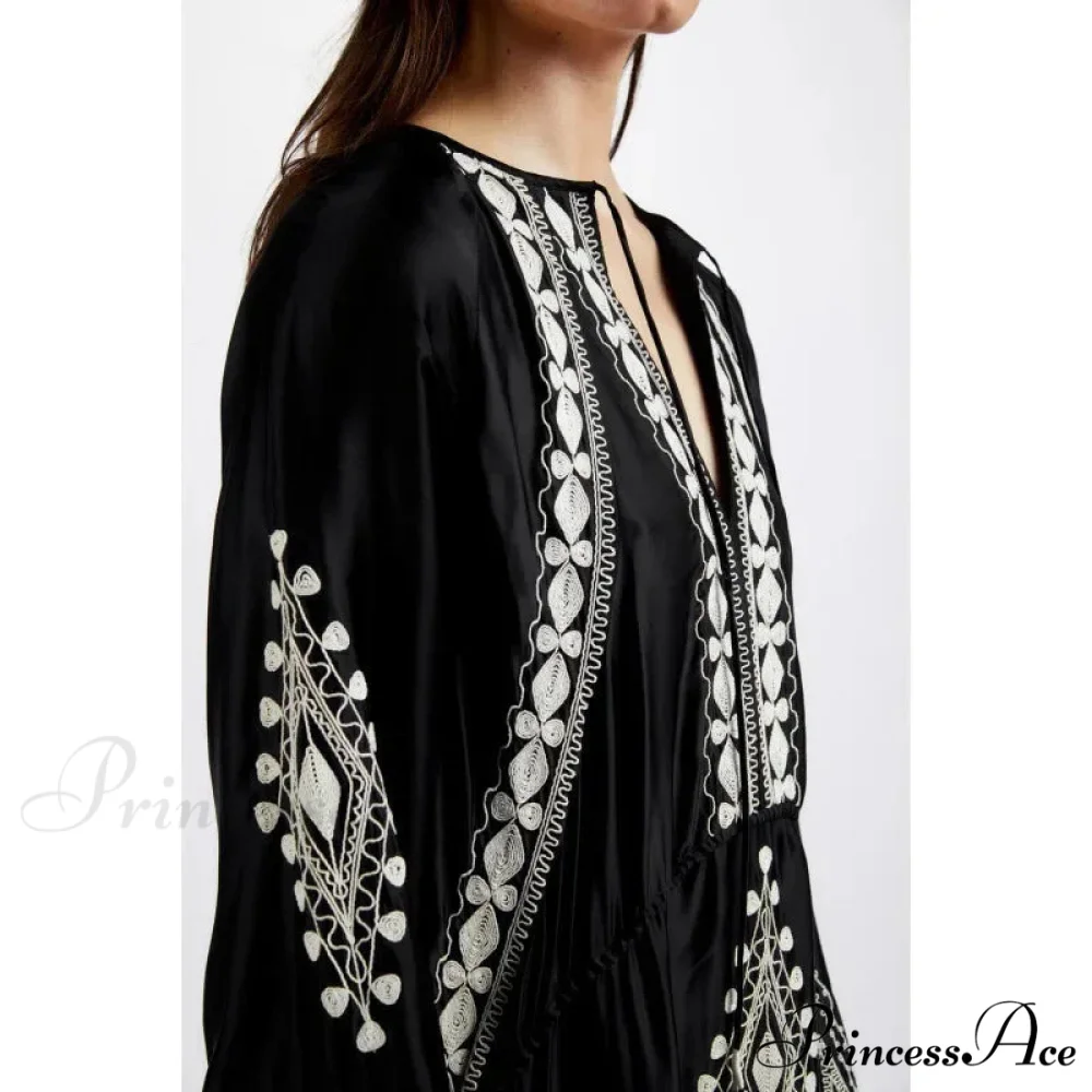 Deep-neck Lantern Sleeve Loose Fit Cotton Bohemian Dress - Image 2