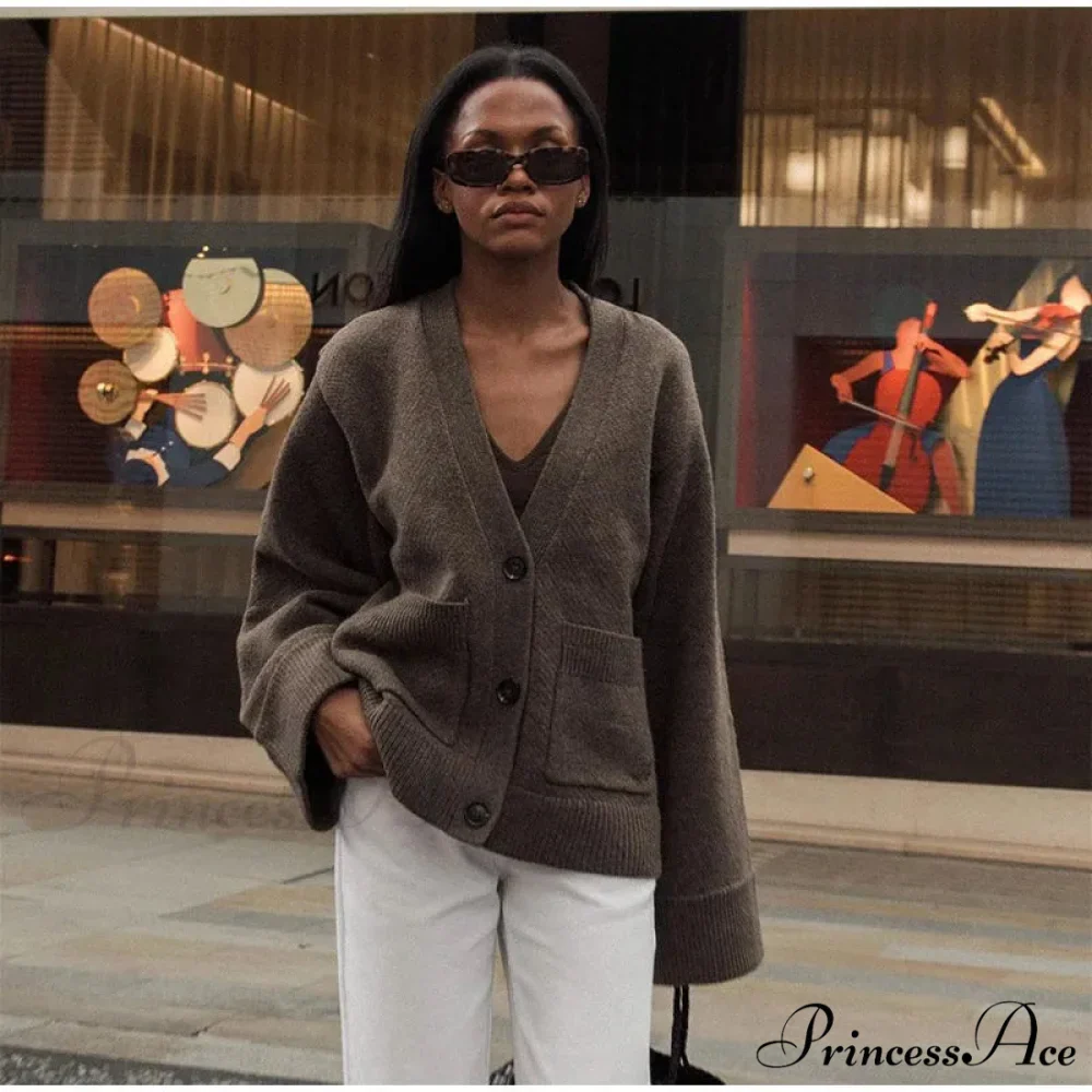 Deep-neck Pocket Extended Sleeve Cardigan - Image 7