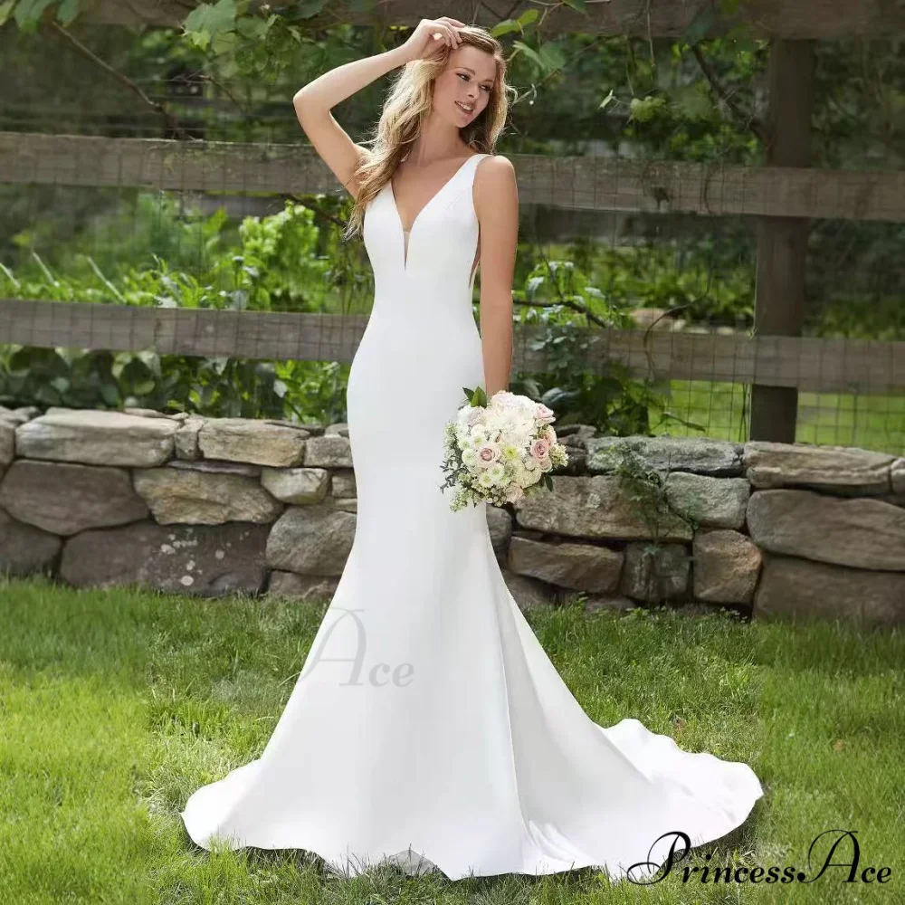 Deep-Neck Silk Mermaid Bridal Wedding Gown - Image 2